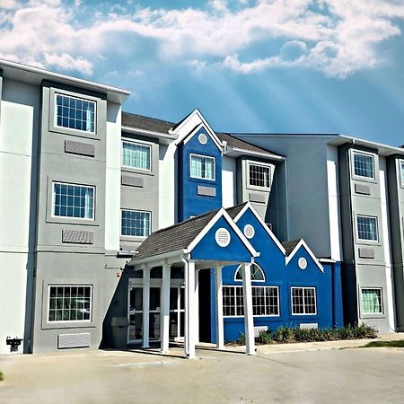 Microtel Inn & Suites By Wyndham Bluffs Council Bluffs Extérieur photo